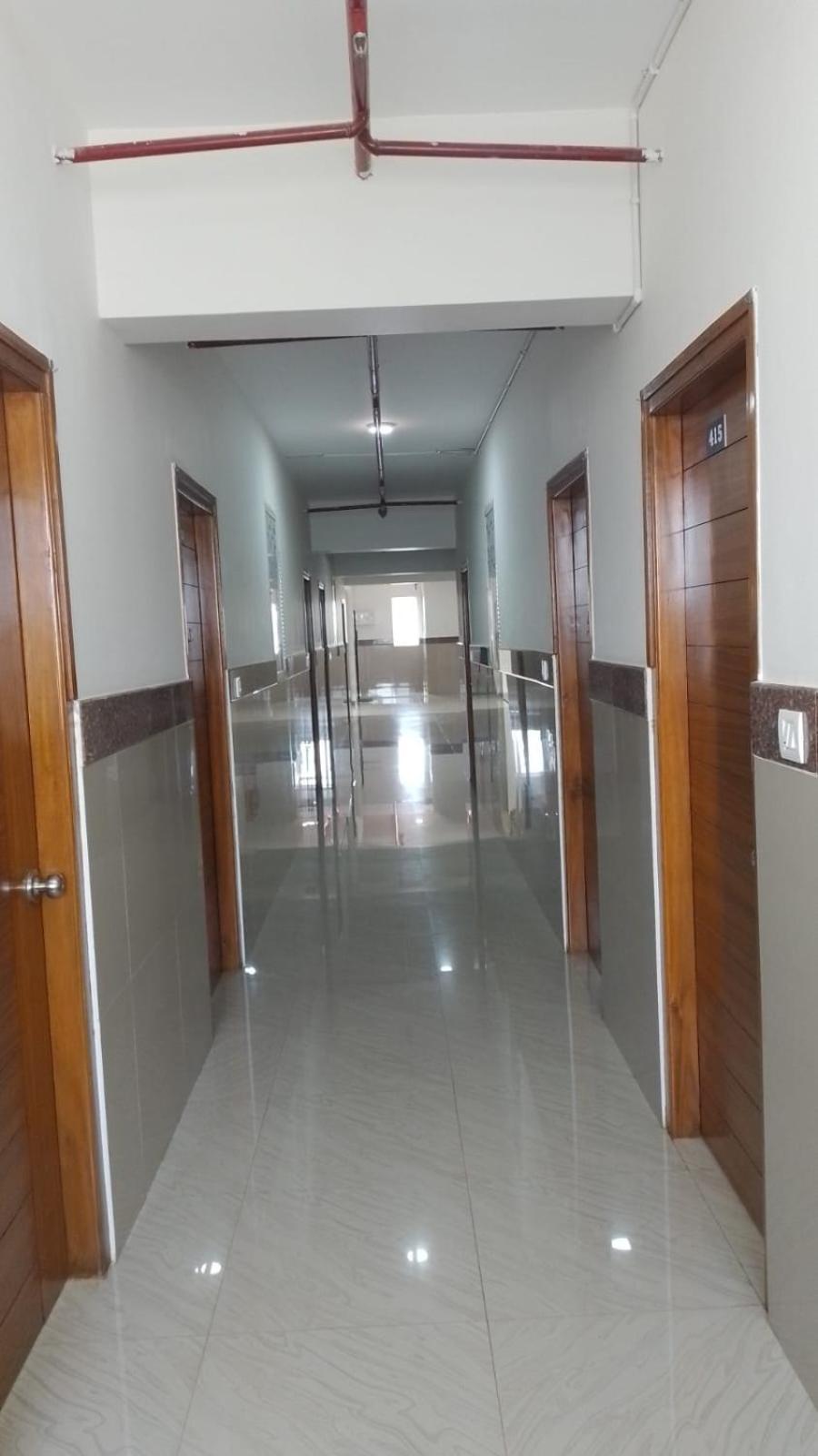 Dwarka Lodging & Boarding Mulki Esterno foto
