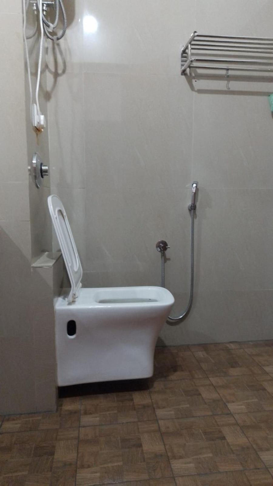 Dwarka Lodging & Boarding Mulki Esterno foto
